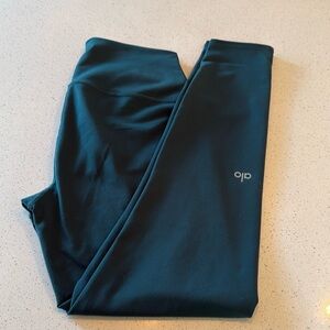 Alo yoga pine green green women’s leggings size M